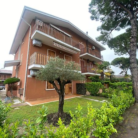 Cond Giardino Daire Lignano Sabbiadoro Dış mekan fotoğraf